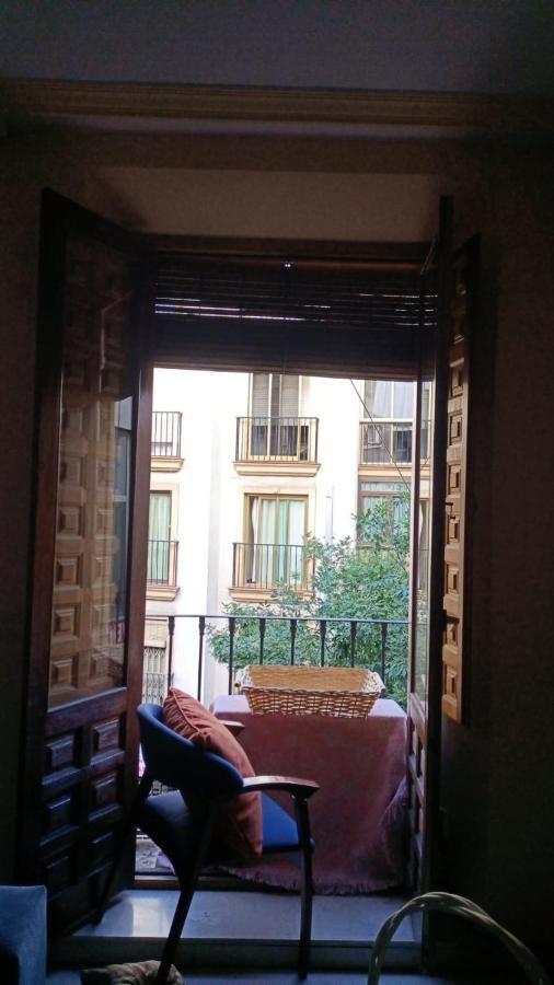 Single Room In Center Of Granada Exterior foto